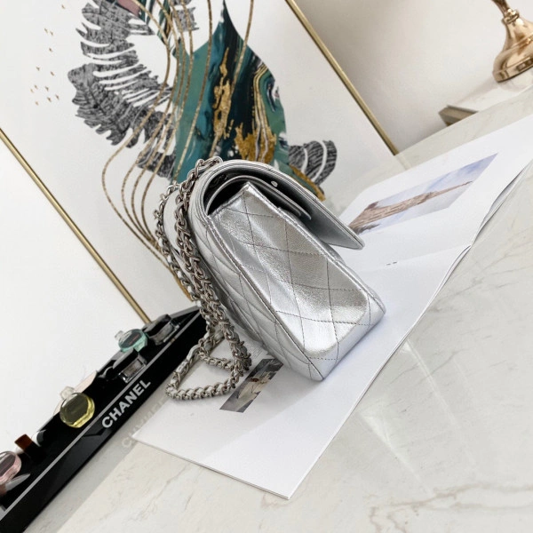 DailyWear CHANEL FLAP BAG 505 - Image 4