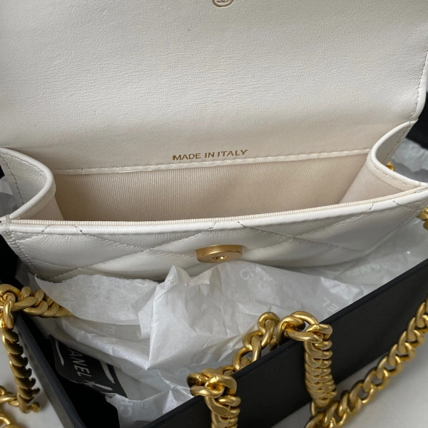ModernLook CHANEL CHANELUTCH WITH CHAIN 1783 - Image 8