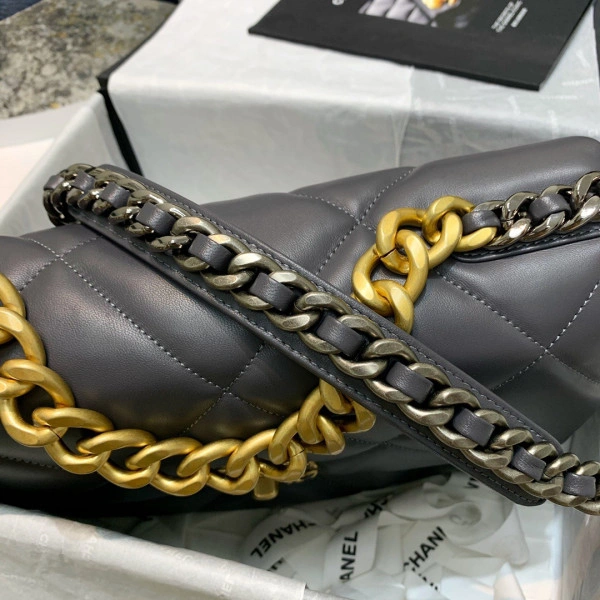 UrbanStyle CHANEL 19 FLAP BAG 31 - Image 5