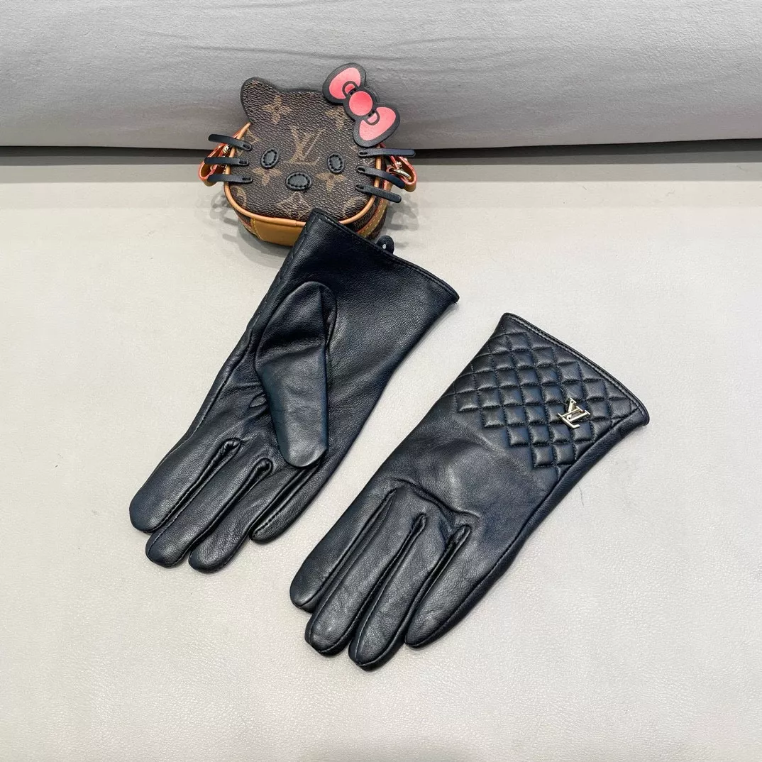 Affordable 5220 Louis Vuitton LV Gloves For Women