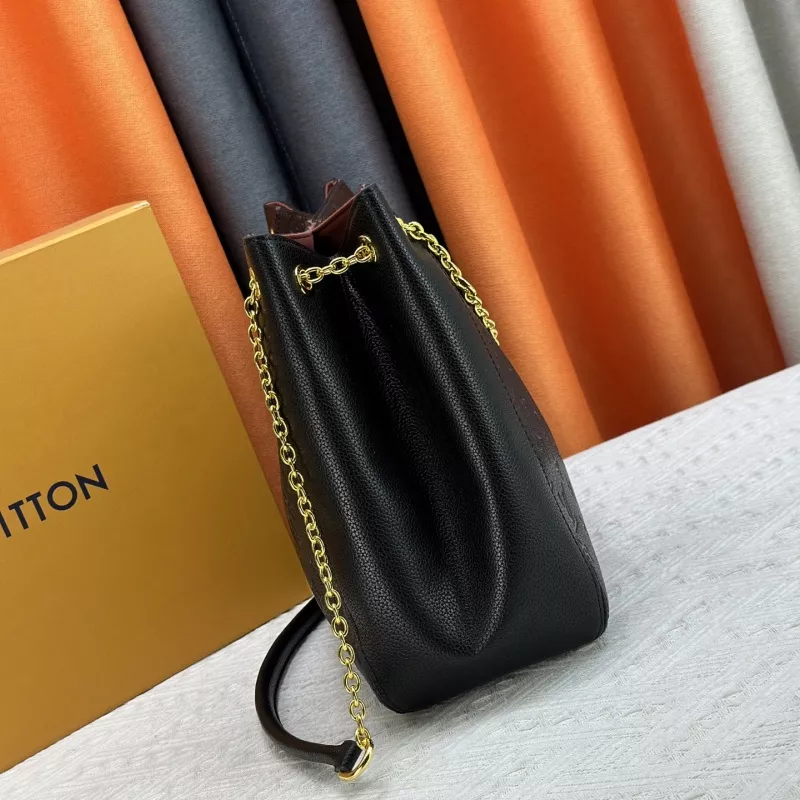 Affordable 7521 Louis Vuitton AAA Quality Messenger Bags For Women - Image 3