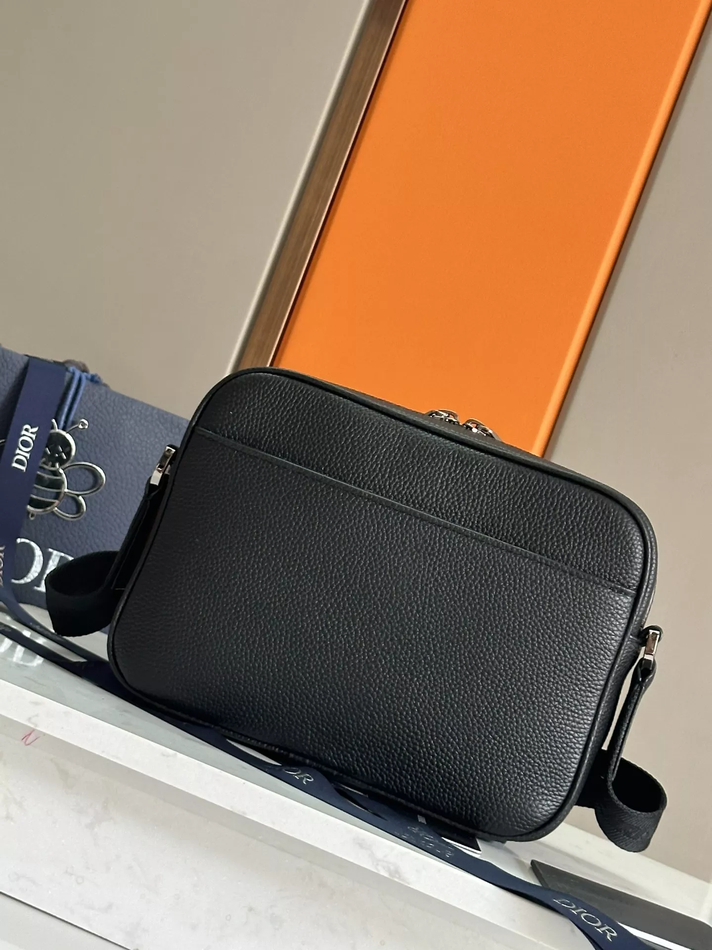 Affordable 7818 Christian Dior AAA Man Messenger Bags - Image 3