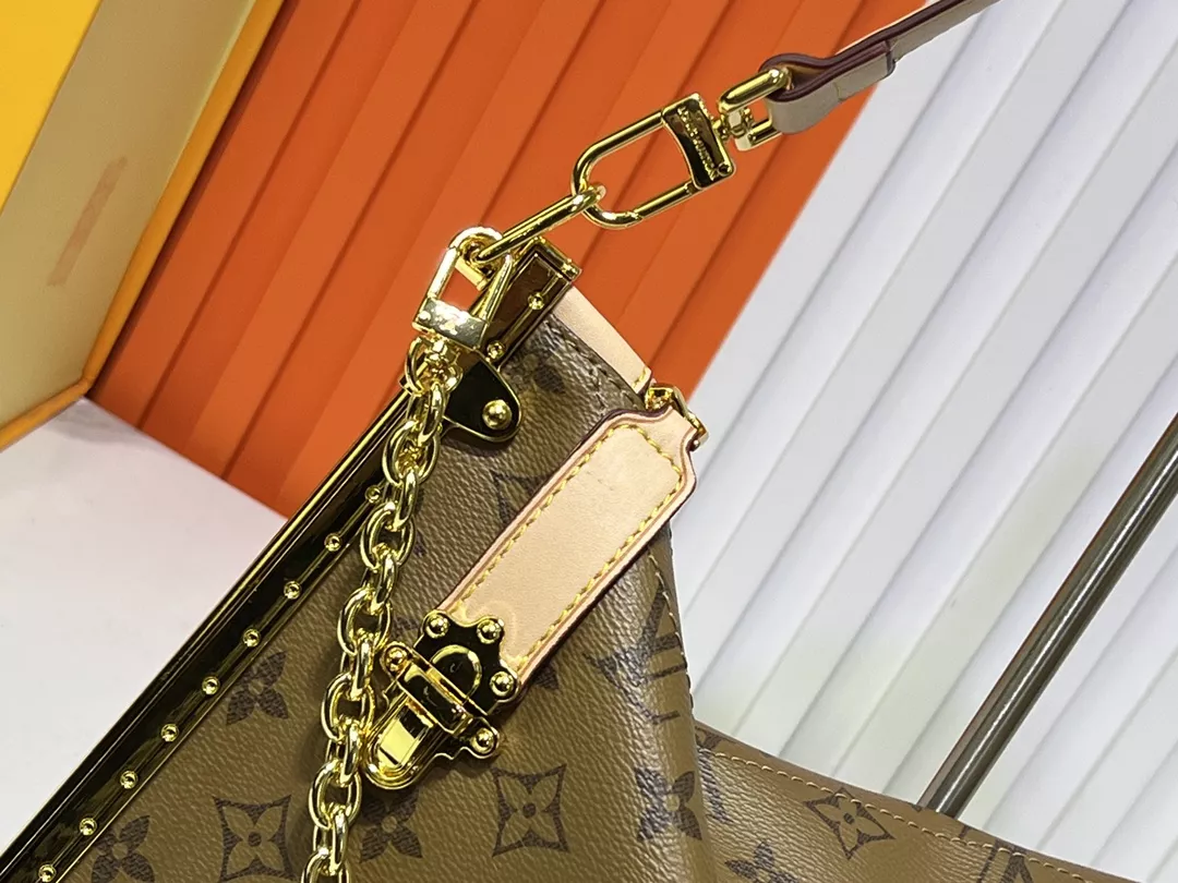 AllSeason 1298 Louis Vuitton AAA Quality Shoulder Bags For Women - Image 4