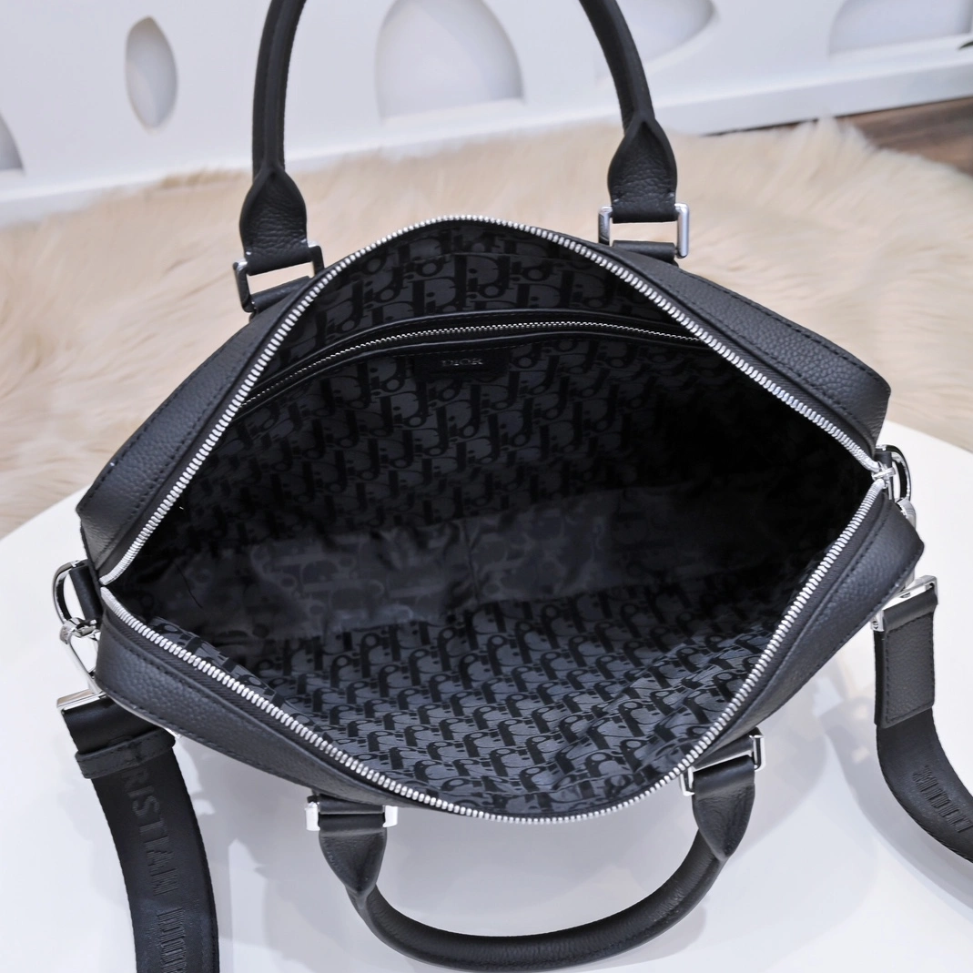 AllSeason 2686 Christian Dior AAA Man Handbags - Image 7