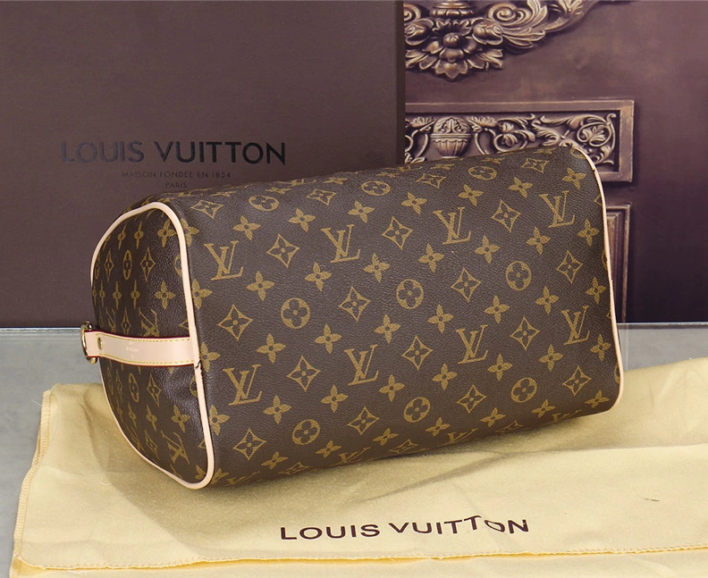 AllSeason 6970 Louis Vuitton LV Quality Messenger Bags - Image 3