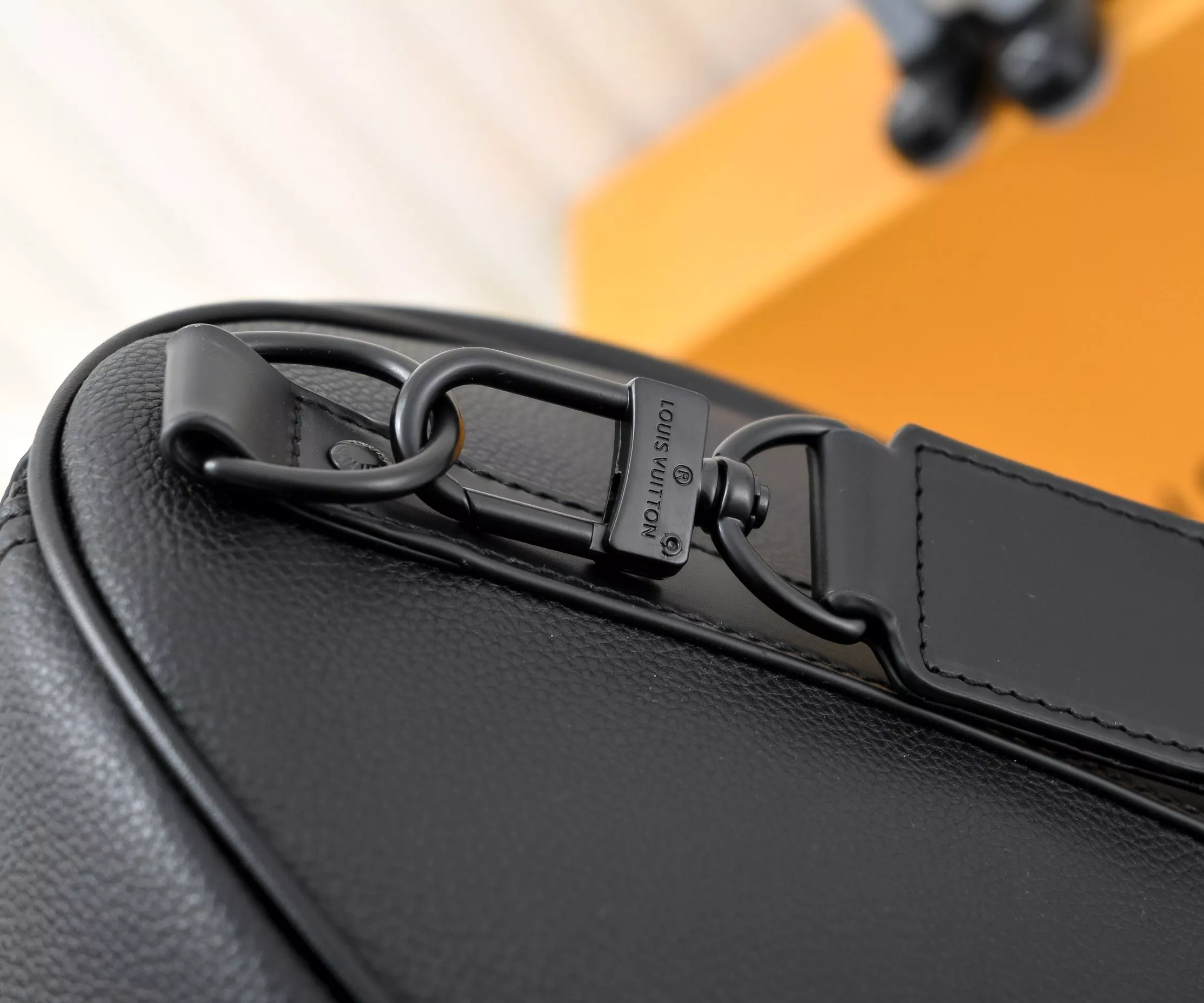 AllSeason 7705 Louis Vuitton Travel Bags - Image 4