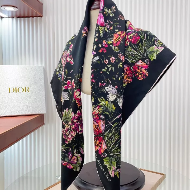 BestValue 1638 Christian Dior Silk Squares - Image 6