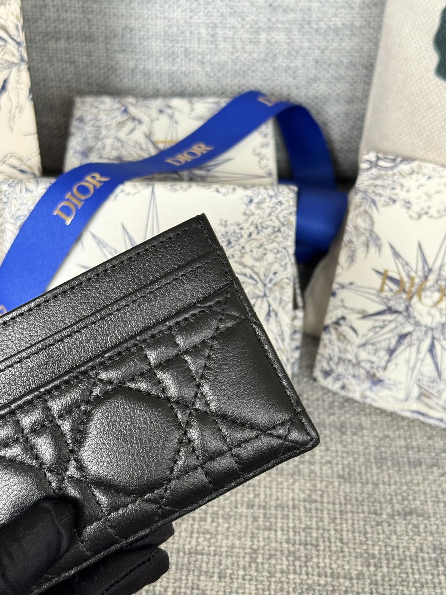 Bold 3353 Christian Dior Card Case - Image 6