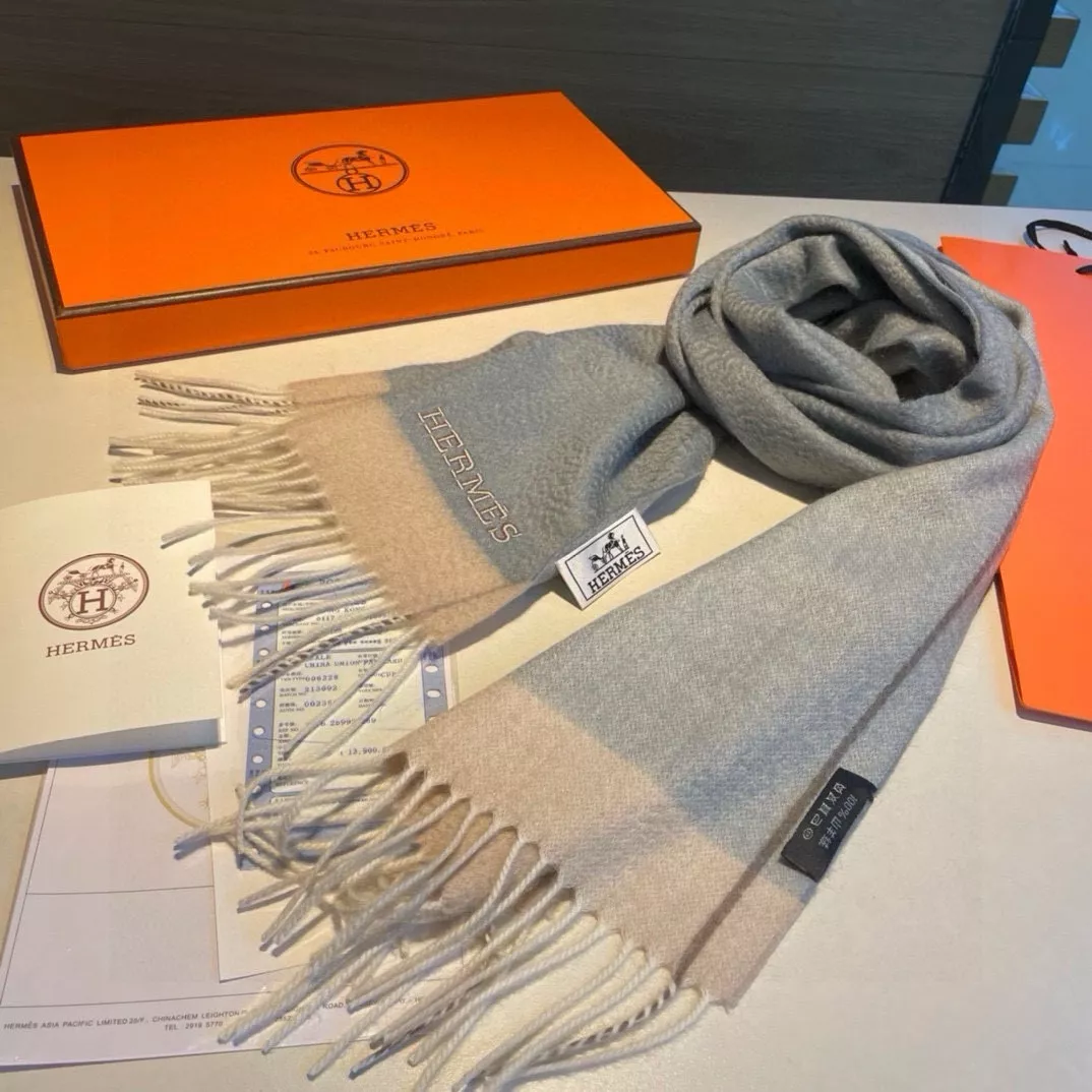 Bold 467 Hermes Scarf For Women - Image 5