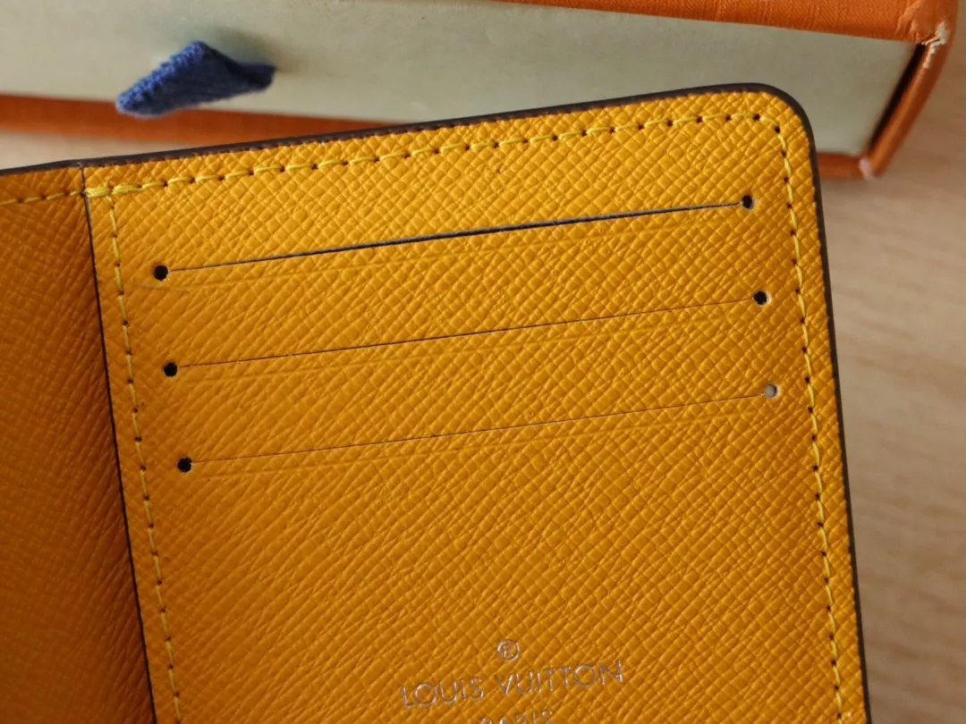 Bold 5974 Louis Vuitton LV Card Case - Image 7