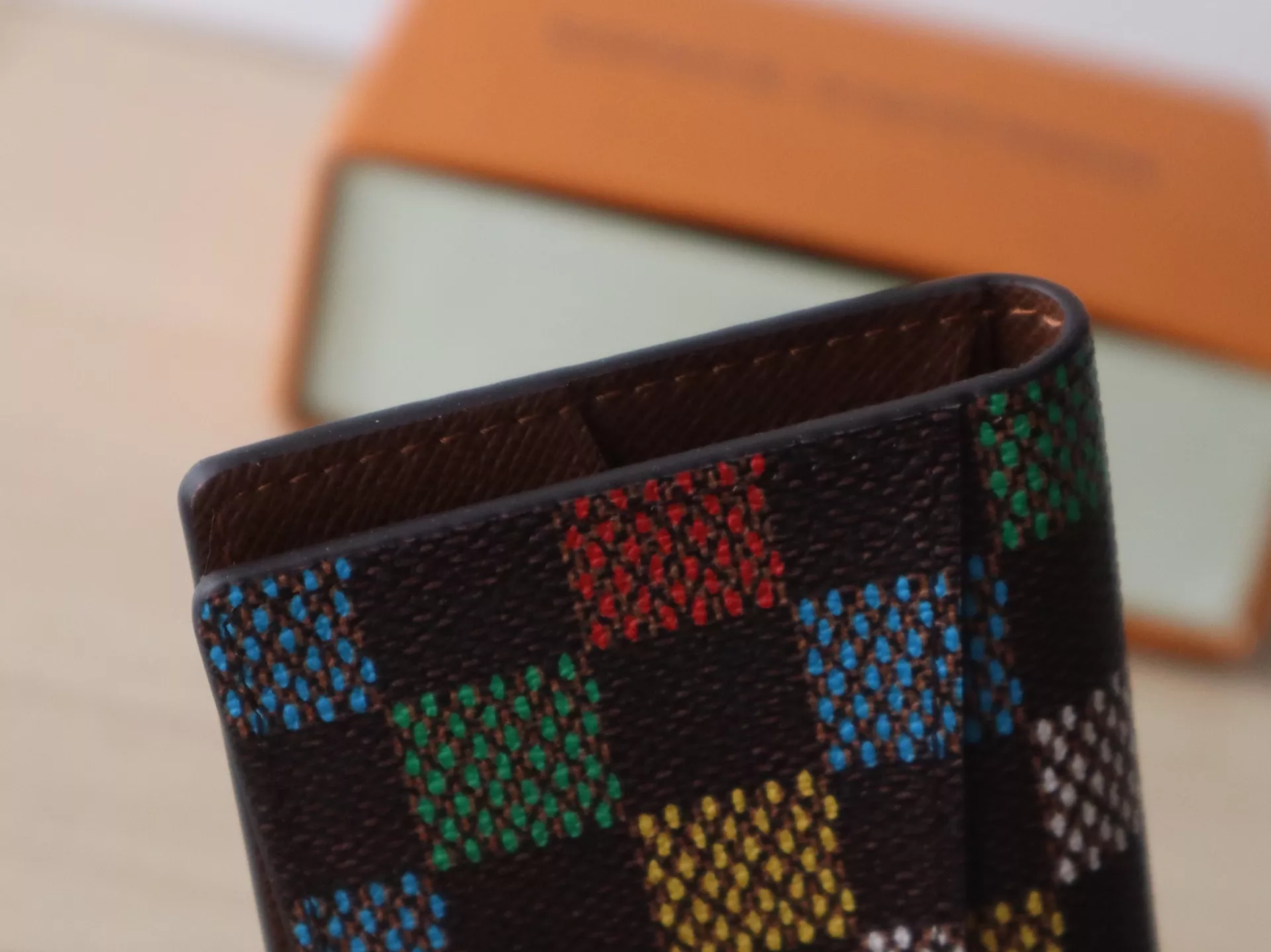 Bold 8030 Louis Vuitton LV Card Case For Women - Image 4