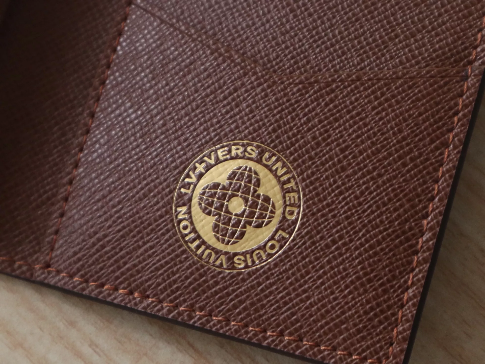 Bold 8030 Louis Vuitton LV Card Case For Women - Image 6