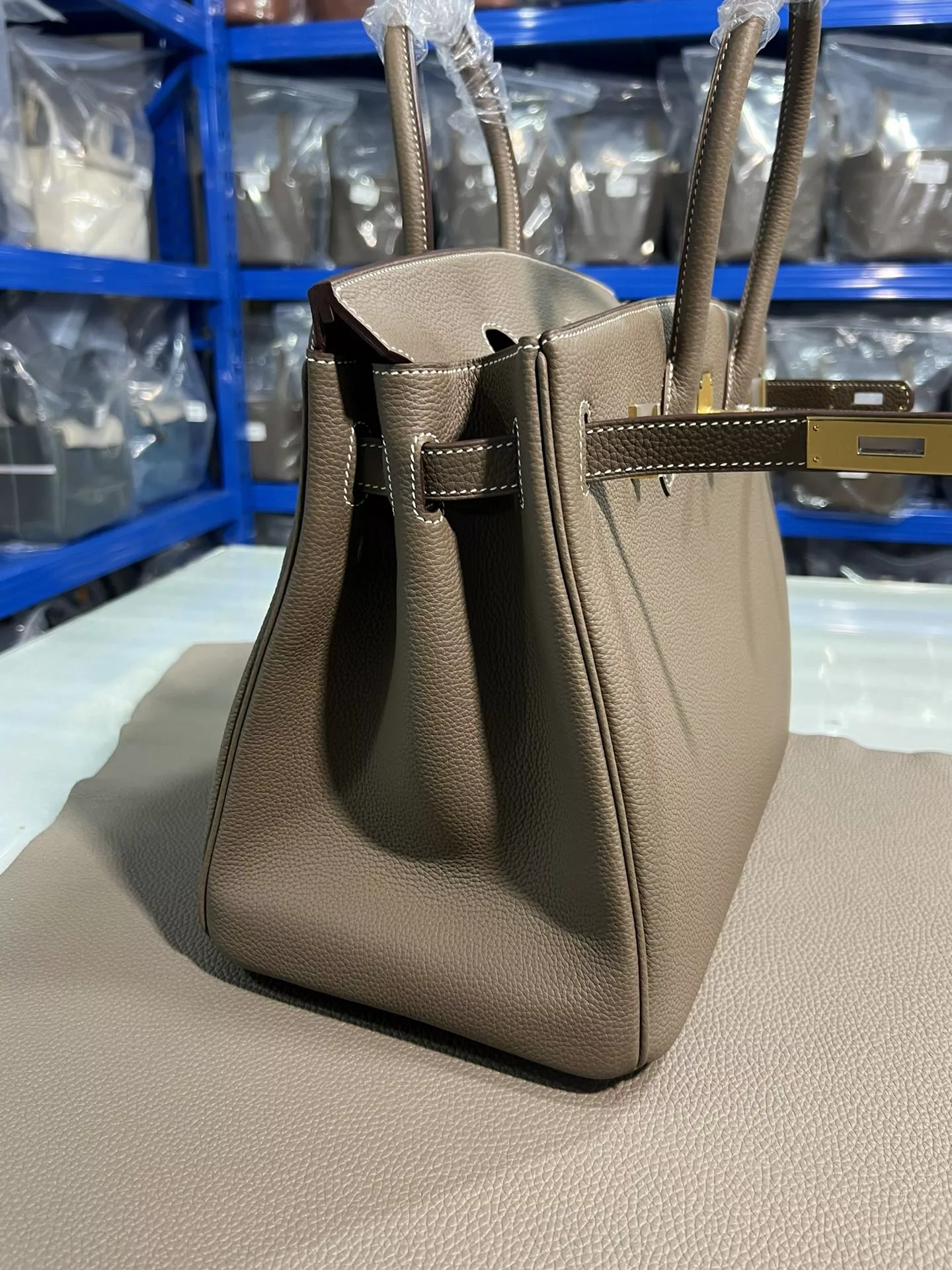 Breathable 6847 Hermes AAA Quality Handbags For Women - Image 6