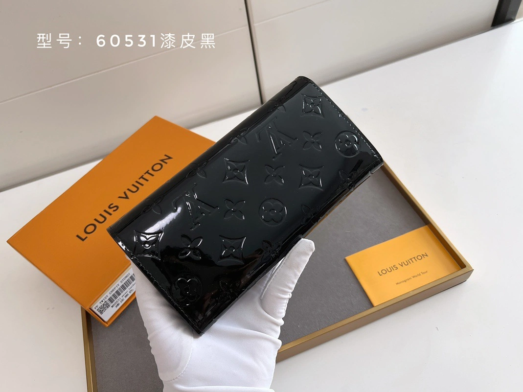 Breathable 781 Louis Vuitton AAA Quality Wallets