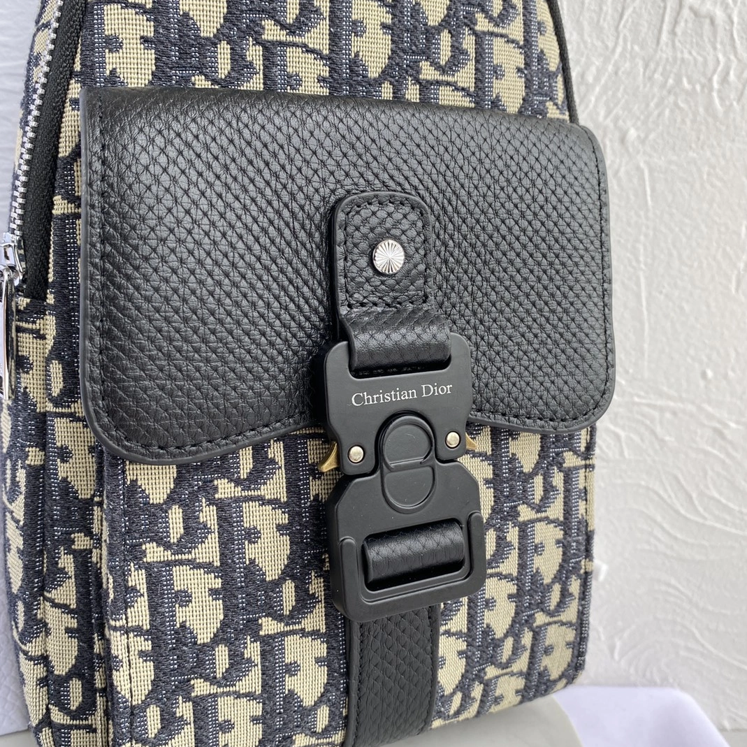Breathable 9776 Christian Dior AAA Man Messenger Bags - Image 5