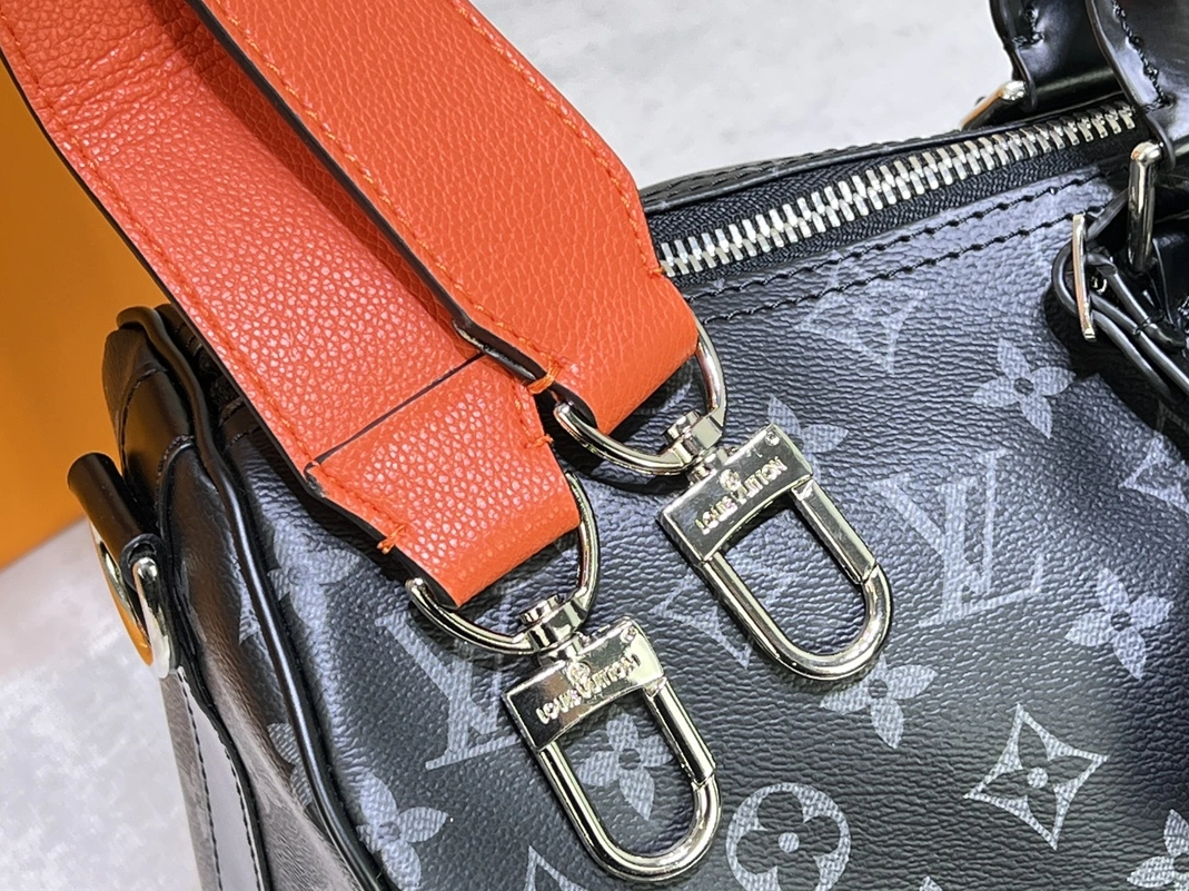 Bright 1360 Louis Vuitton Travel Bags For Unisex