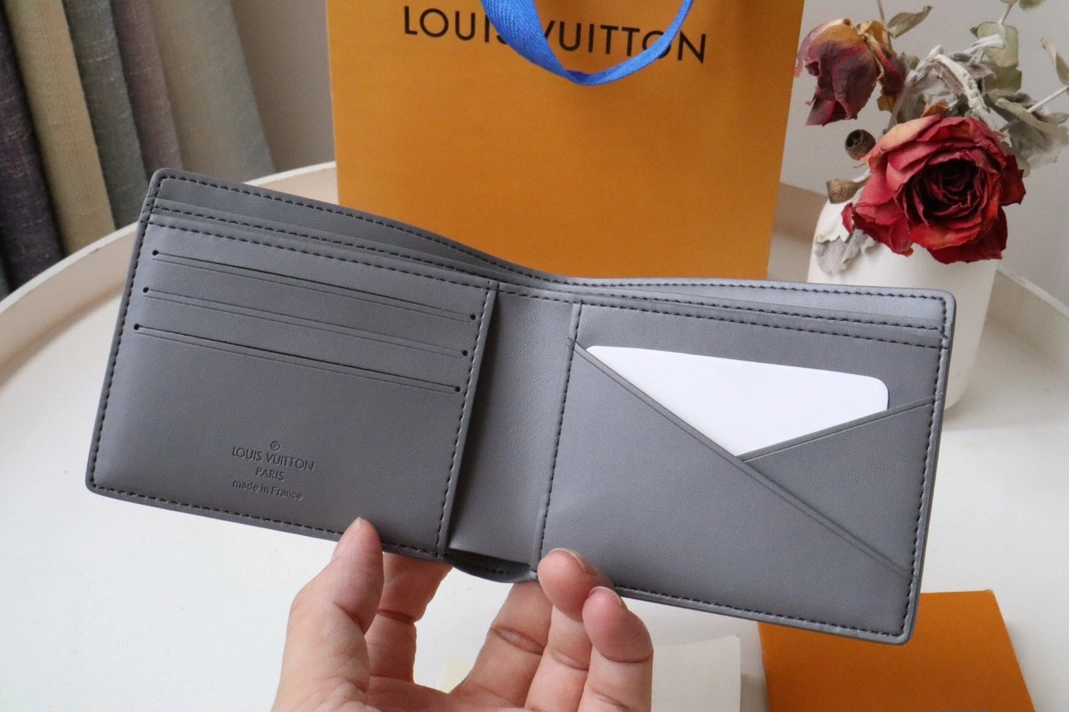 Bright 2198 Louis Vuitton AAA Quality Wallets - Image 3