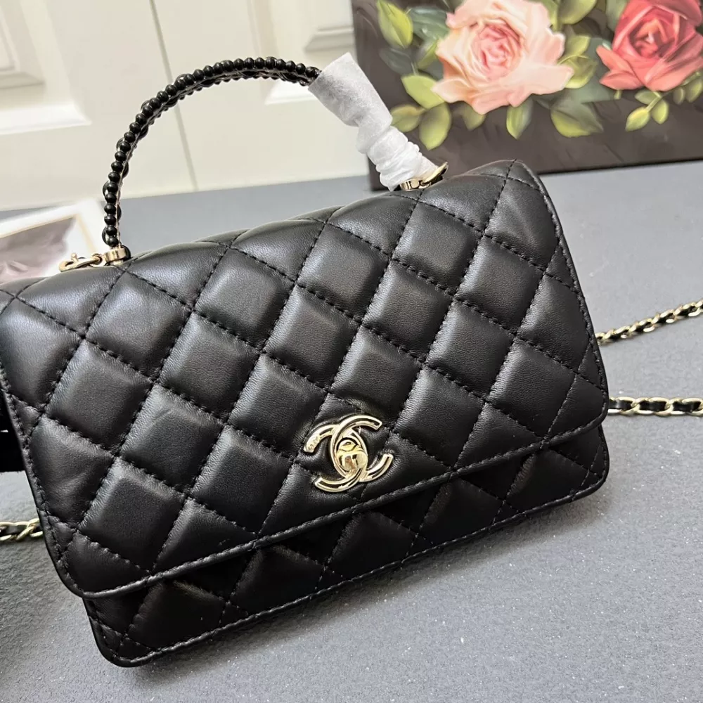 Chanel AAA Quality Messenger Bags For Women Affordable 6598 - Image 3