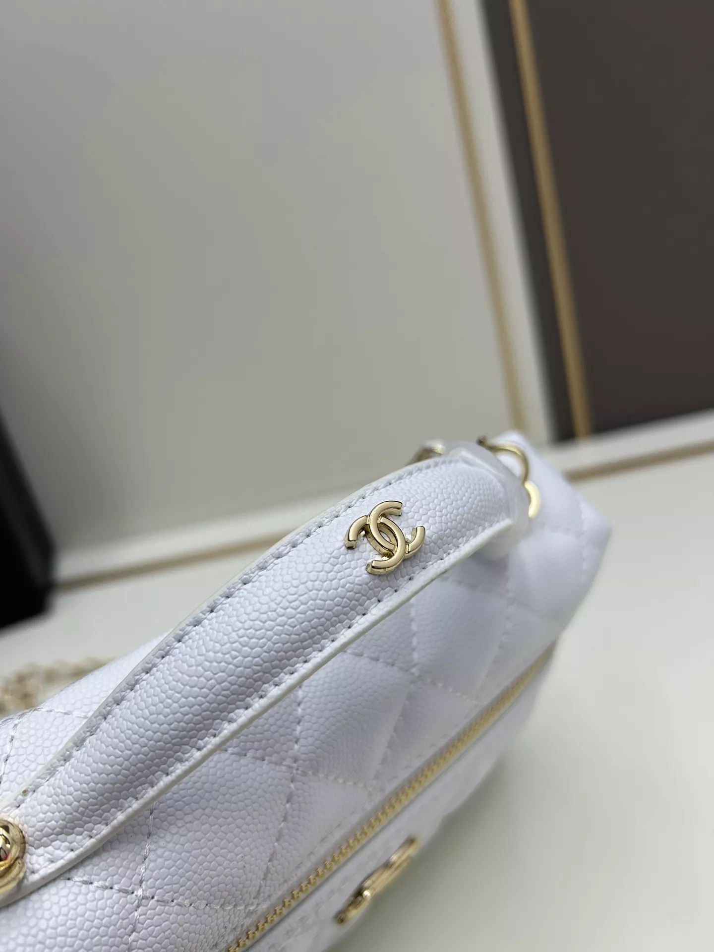 Chanel AAA Quality Messenger Bags For Women Bold 304 - Image 6