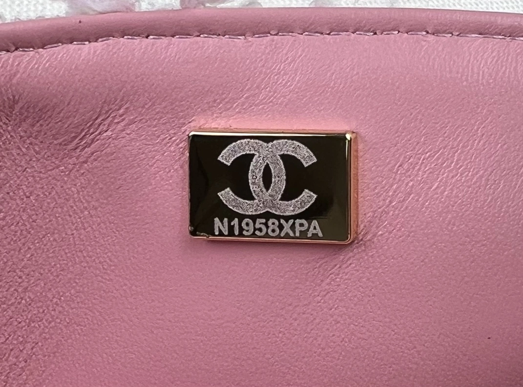 Chanel AAA Quality Messenger Bags For Women Cozy 2485 - Image 8