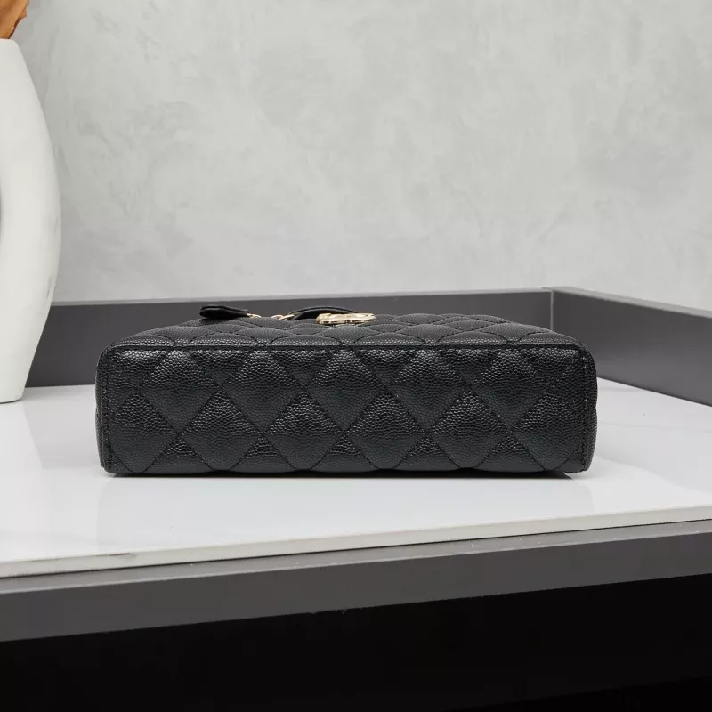 Chanel AAA Quality Messenger Bags For Women GoAnywhere 7581 - Image 4