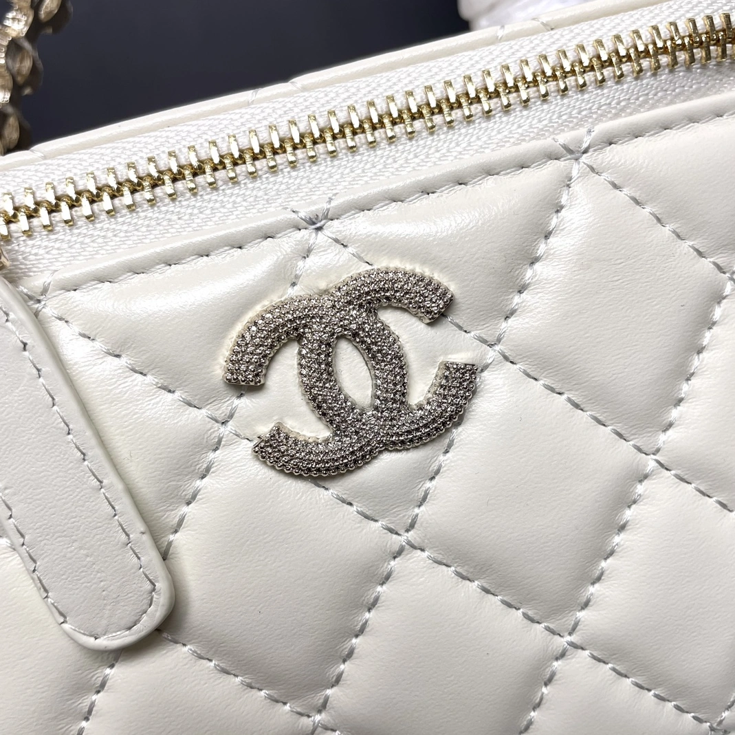 Chanel AAA Quality Messenger Bags For Women HighQuality 1162 - Image 3