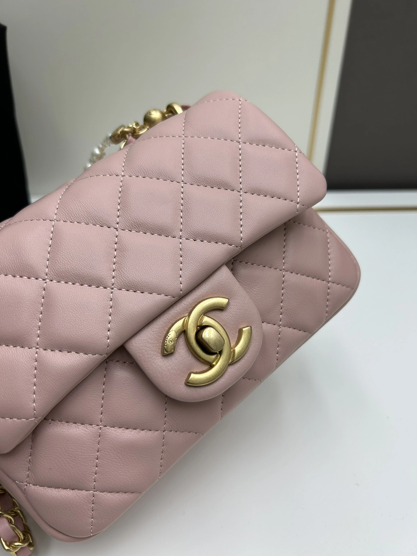 Chanel AAA Quality Messenger Bags For Women Popular 137 - Image 4