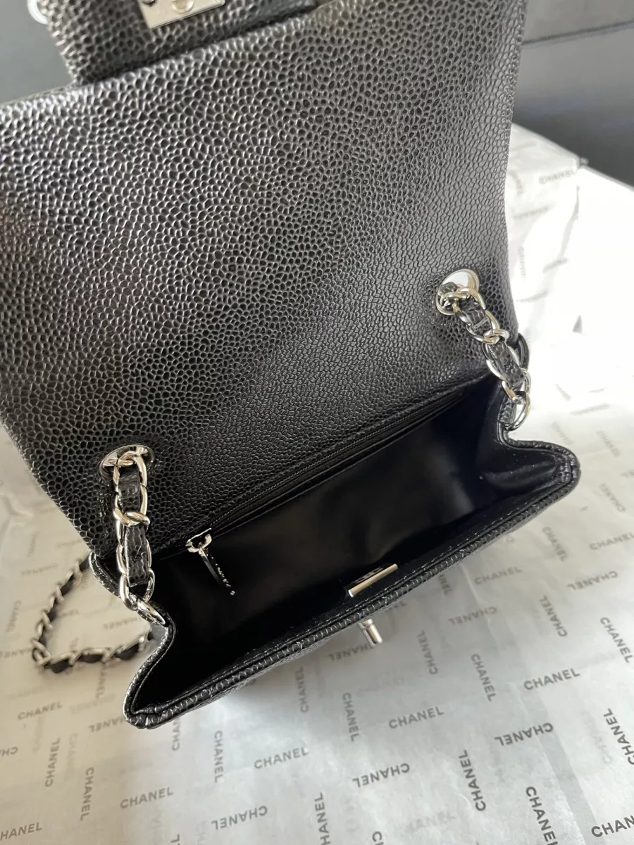 Chanel AAA Quality Messenger Bags For Women Practical 3548 - Image 8