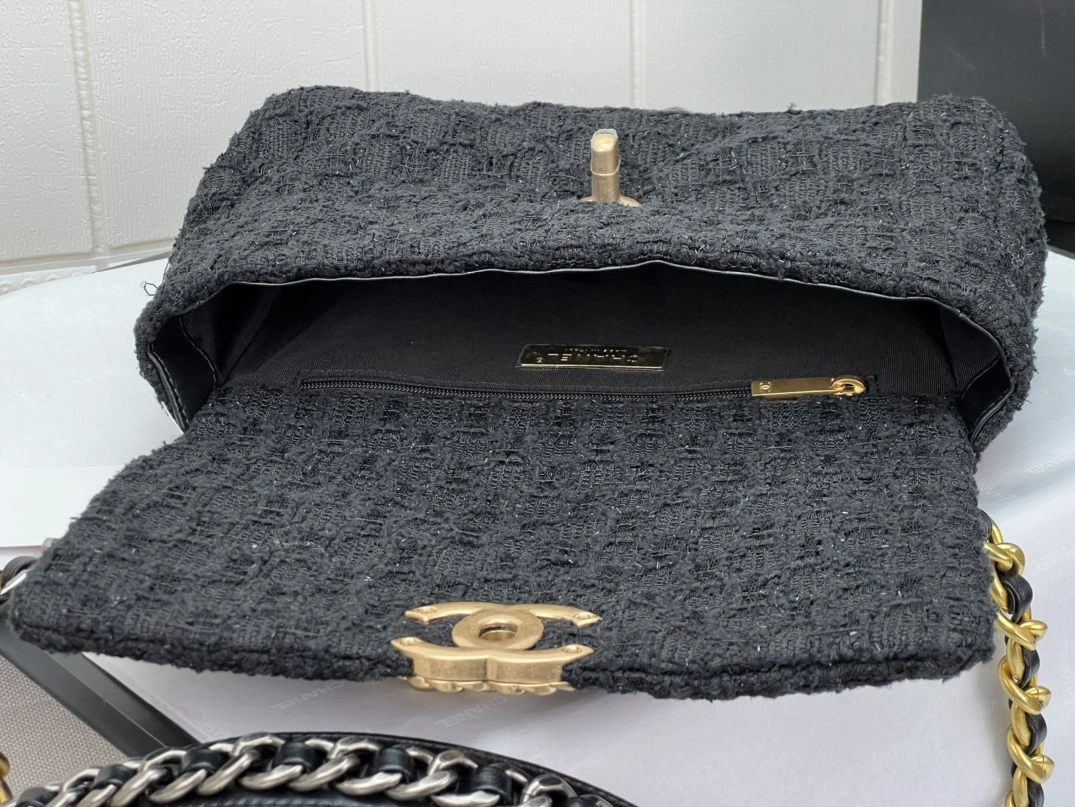 Chanel AAA Quality Messenger Bags For Women TopPick 1259 - Image 5