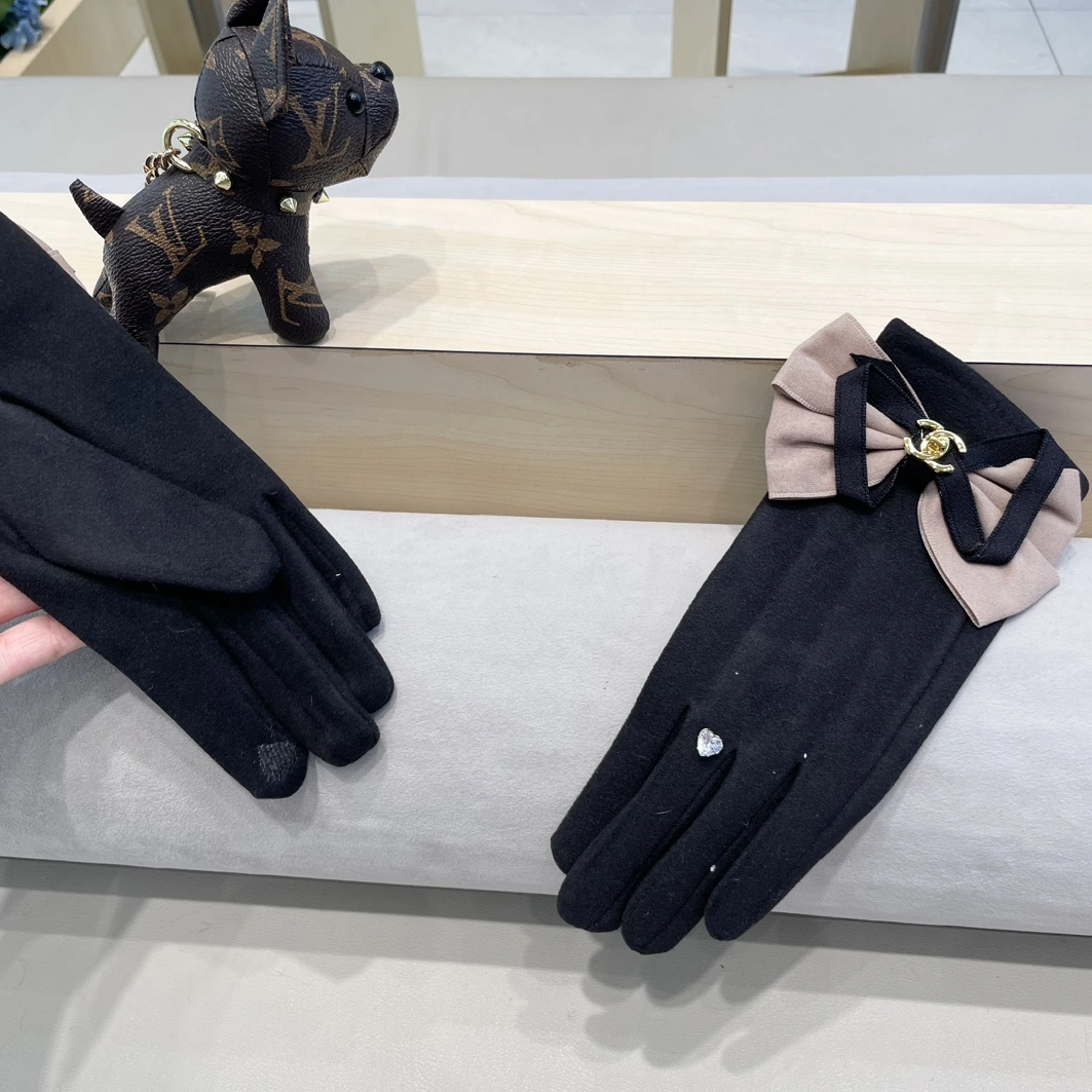 Chanel Gloves Efficient 8575 - Image 4