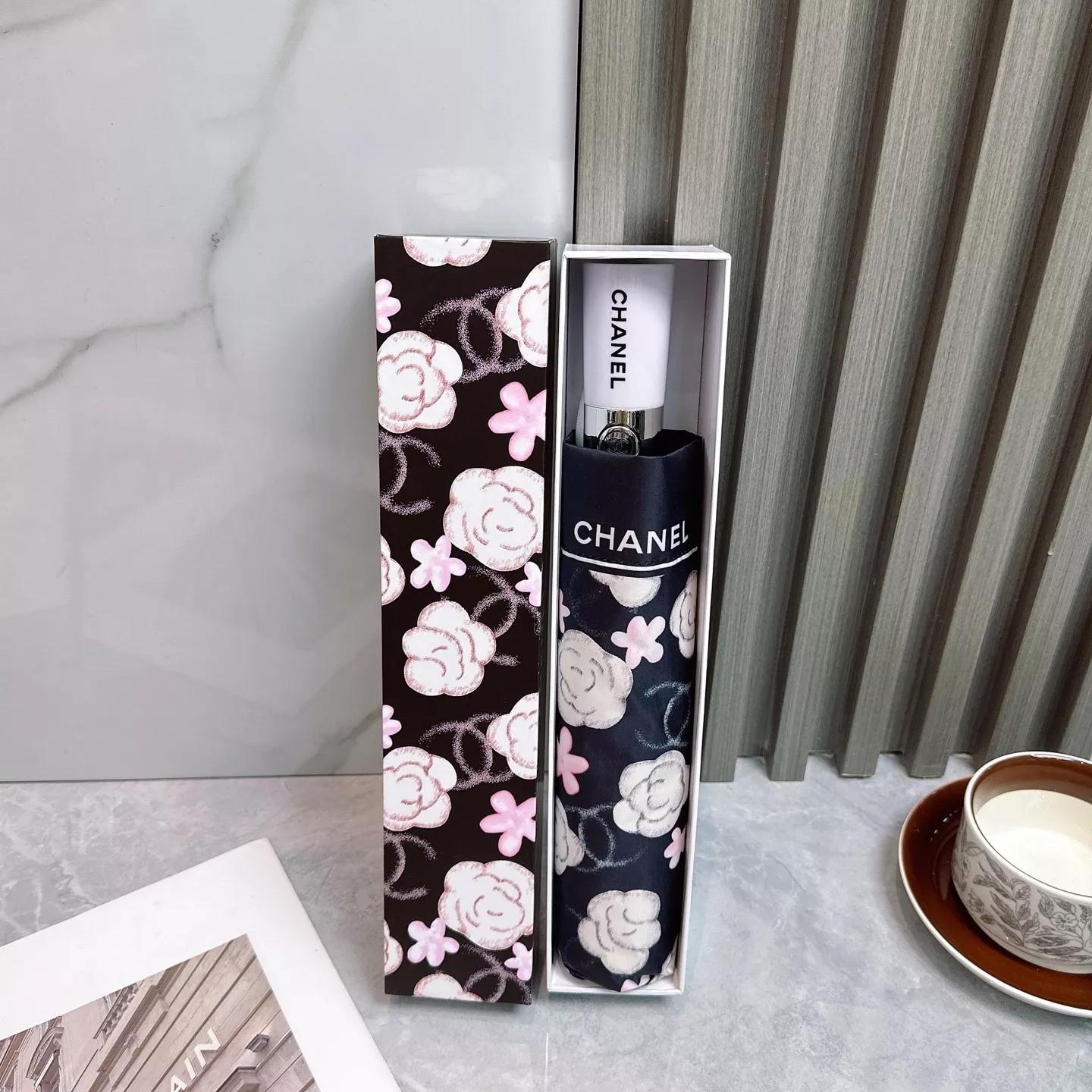 Chanel Umbrellas Vibrant 3237