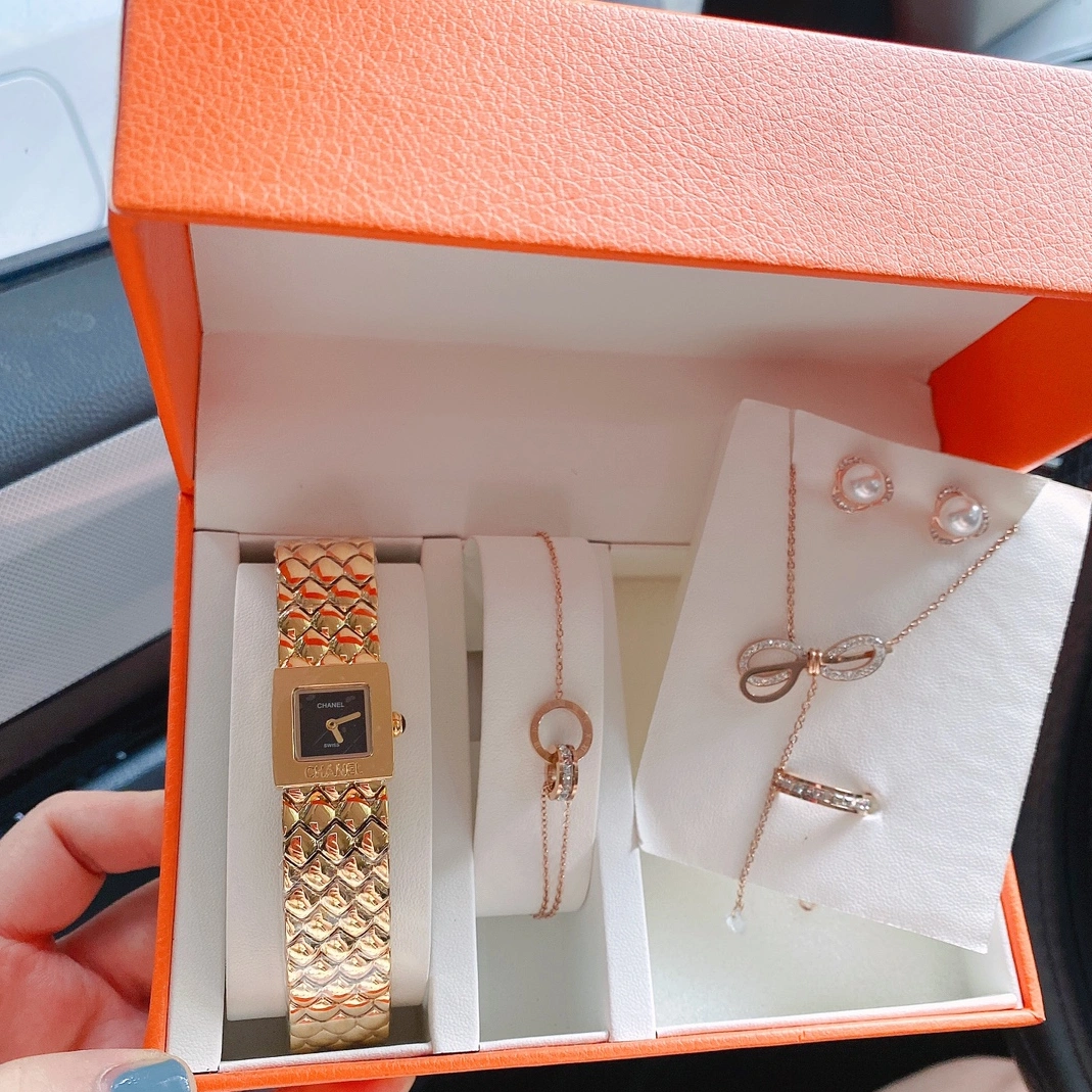 Chanel Watches For Women EasyMatch 6581