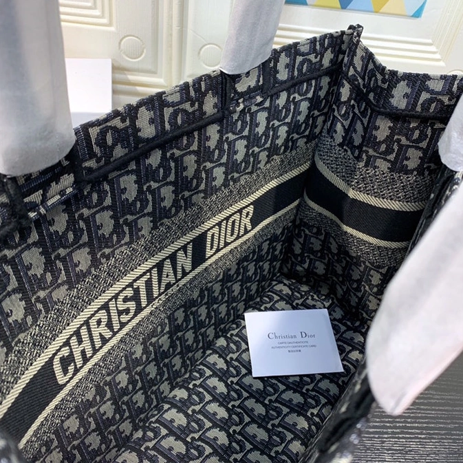 Christian Dior AAA Handbags Compact 5868 - Image 6