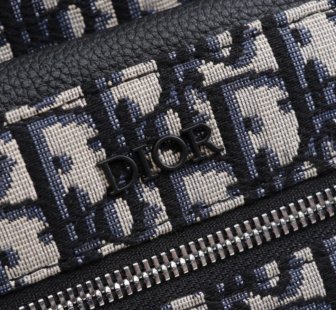 Christian Dior AAA Man Backpacks NewStyle 3812 - Image 6