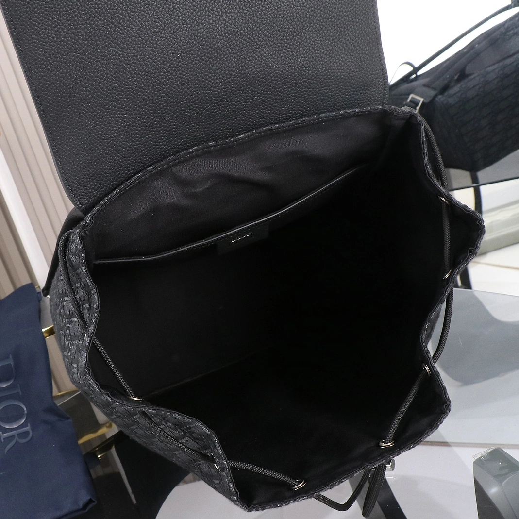 Christian Dior AAA Man Backpacks StreetReady 8260 - Image 8