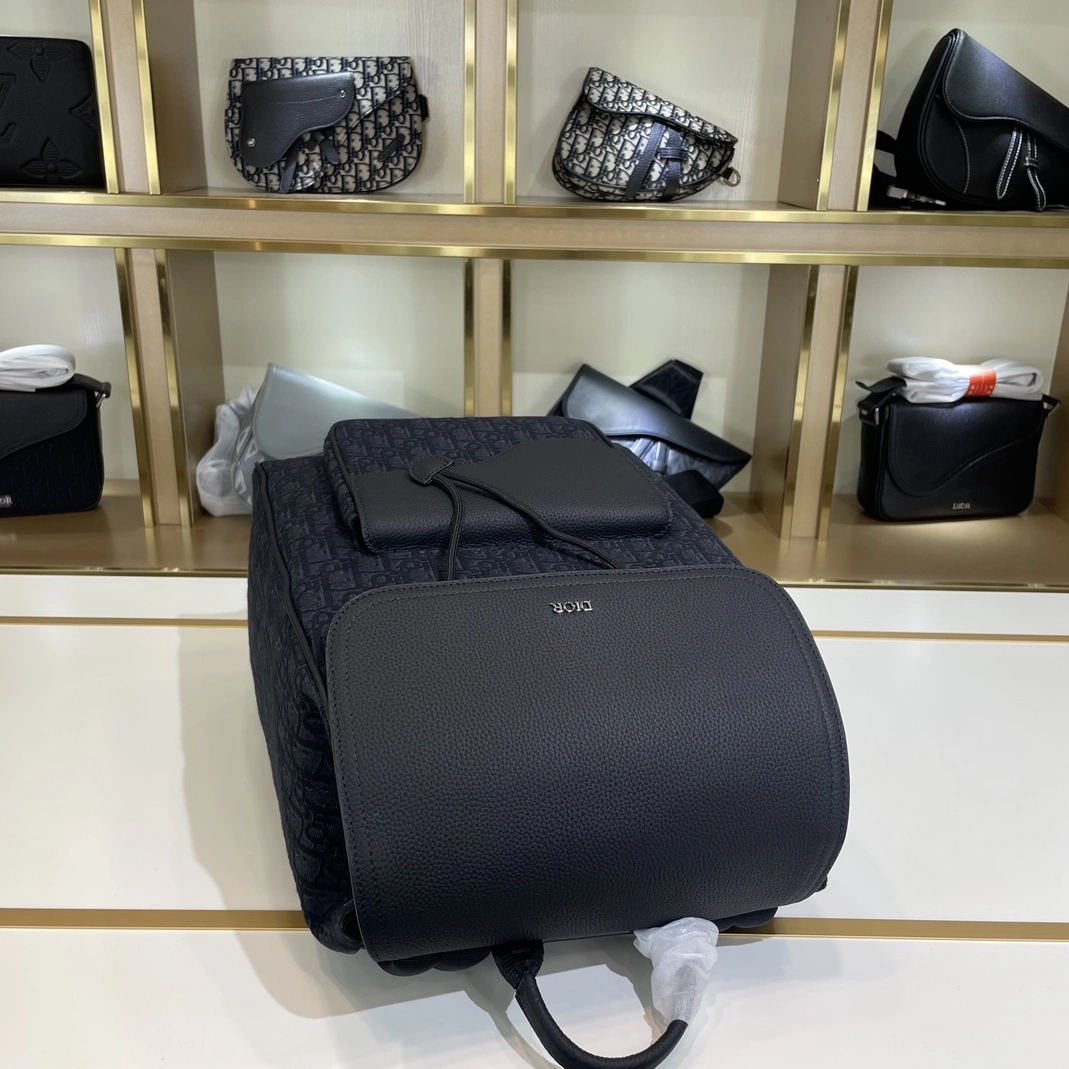 Christian Dior AAA Man Backpacks Versatile 3470 - Image 4