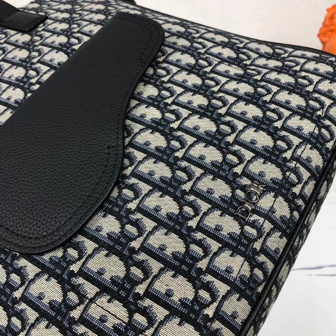 Christian Dior AAA Man Handbags Stylish 6148 - Image 3