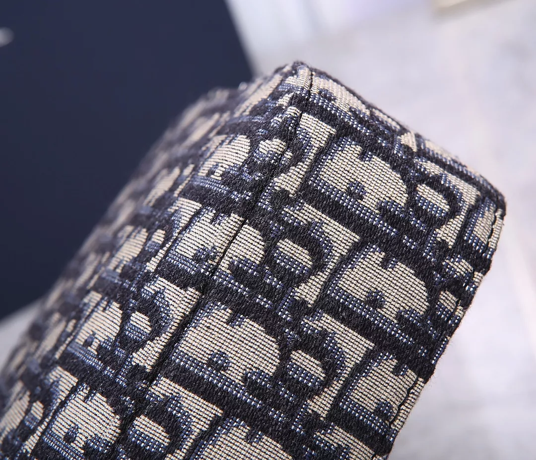 Christian Dior AAA Man Messenger Bags Comfortable 5718 - Image 5