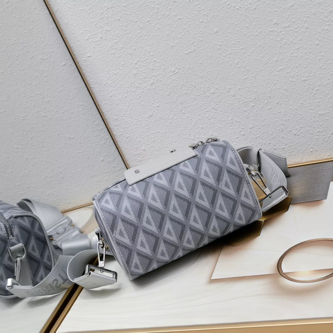 Christian Dior AAA Man Messenger Bags Sophisticated 671 - Image 3