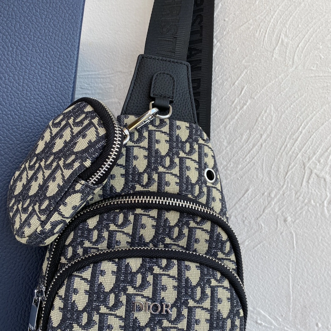 Christian Dior AAA Man Messenger Bags StreetReady 7112 - Image 5