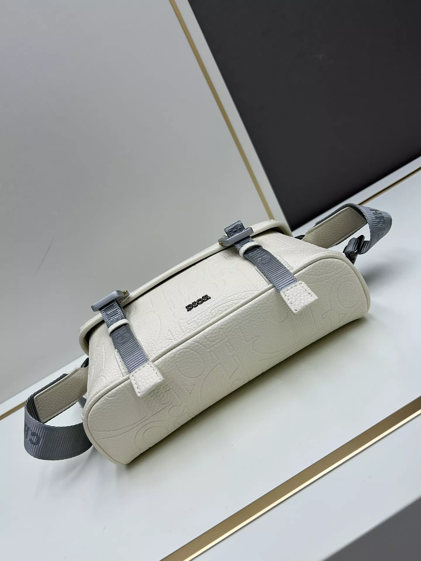 Christian Dior AAA Man Messenger Bags TopPick 3577 - Image 5