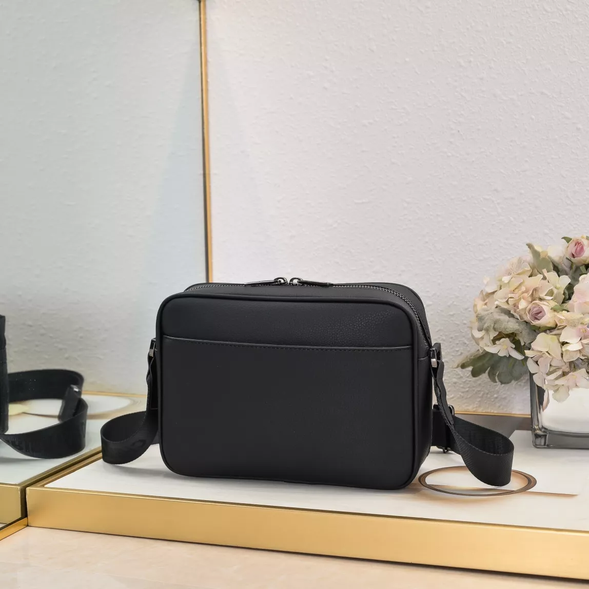 Christian Dior AAA Man Messenger Bags UrbanStyle 7152 - Image 3