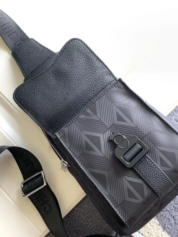 Christian Dior AAA Man Messenger Bags Vibrant 2428 - Image 7