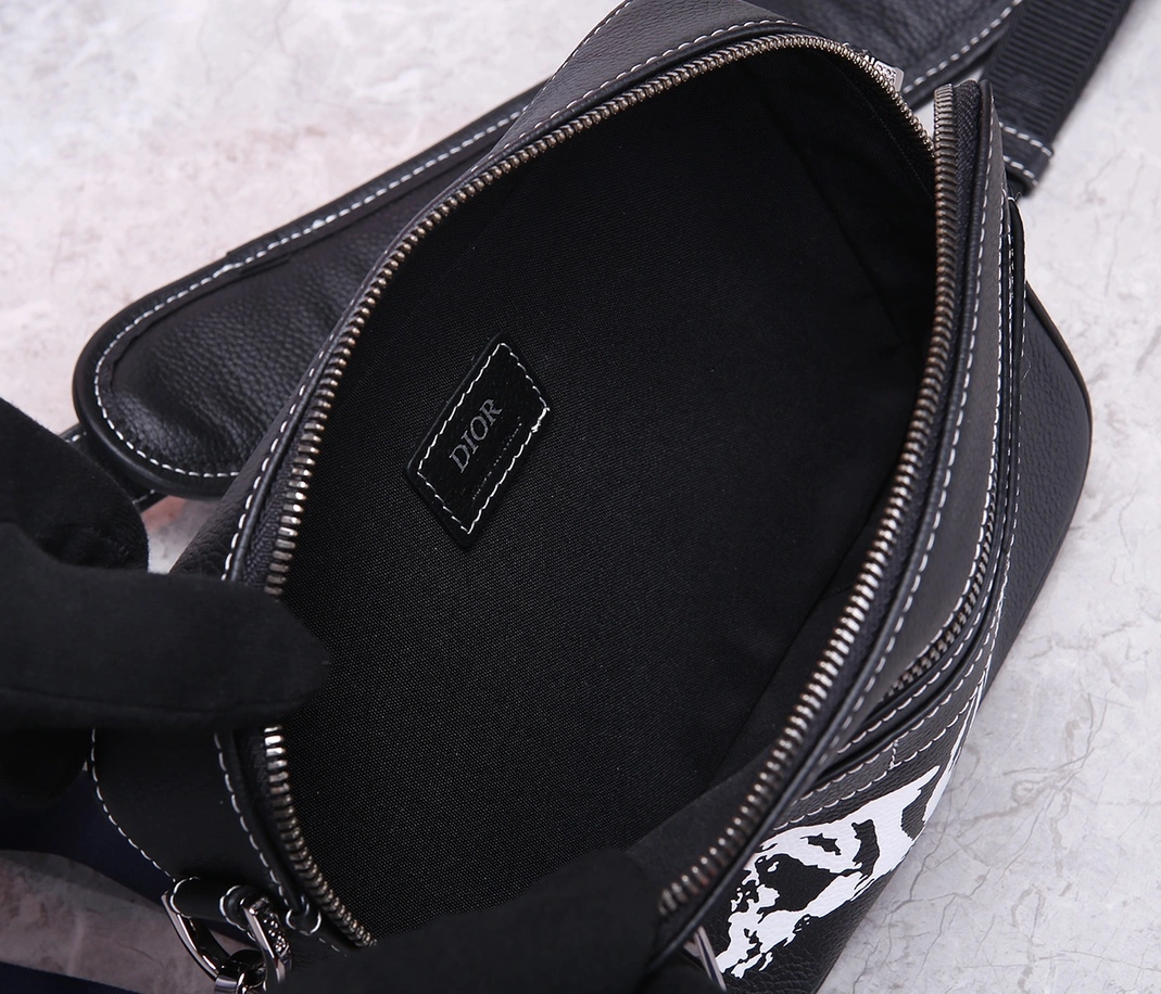 Christian Dior AAA Man Messenger Bags Vibrant 920 - Image 7