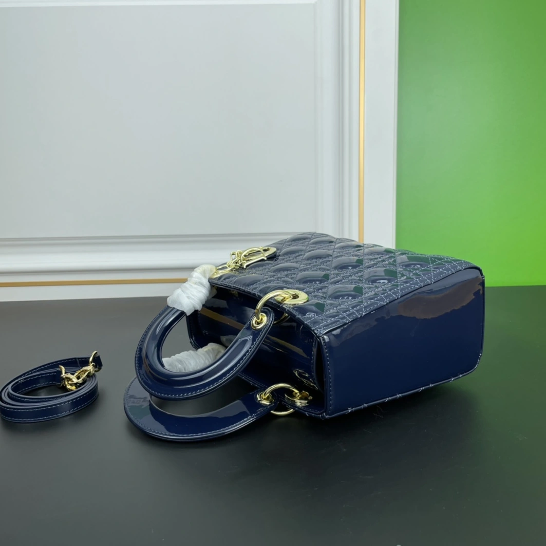 Christian Dior AAA Quality Handbags For Women Bold 138 - Image 3