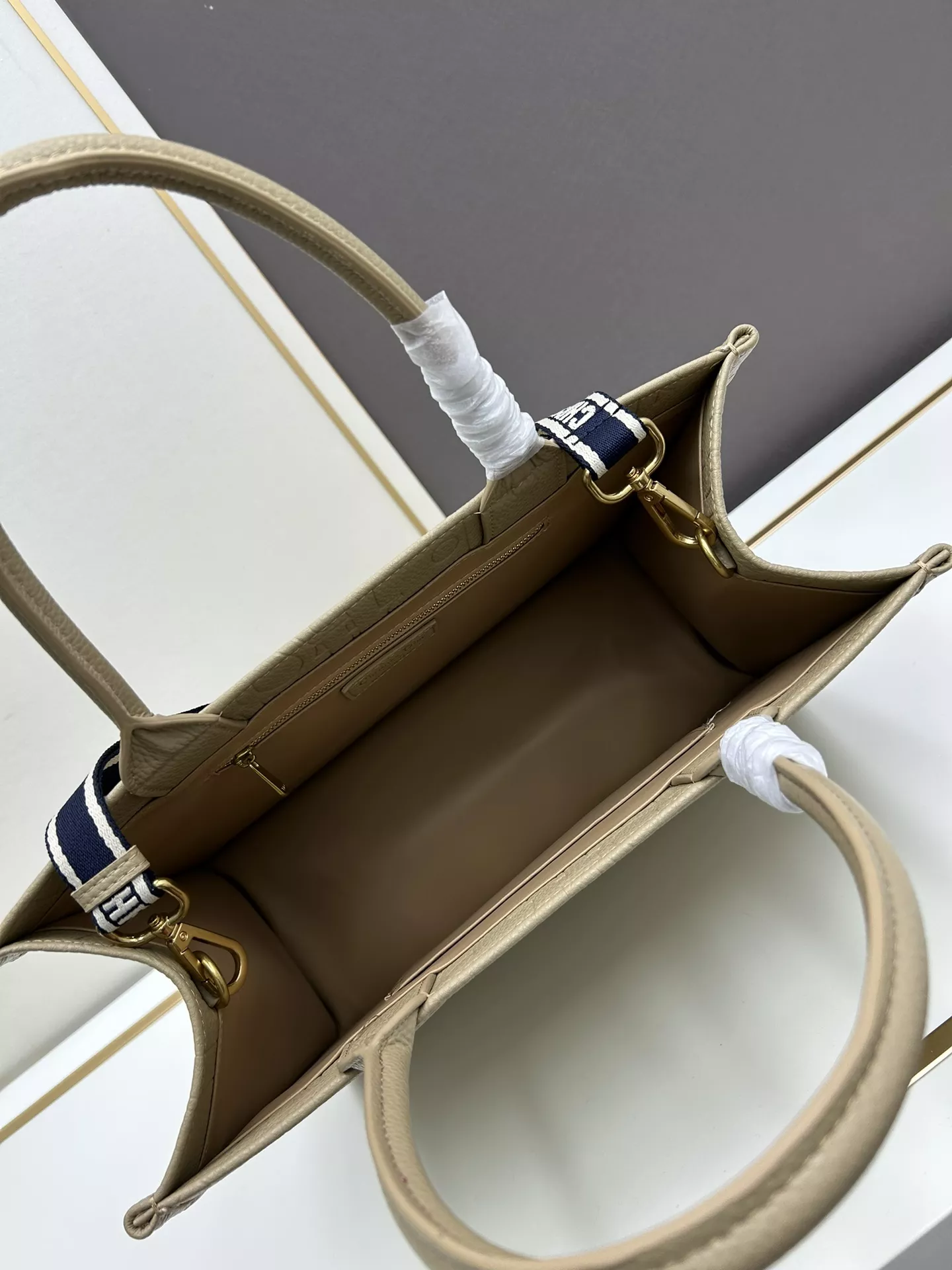 Christian Dior AAA Quality Handbags For Women SportInspired 9202 - Image 7