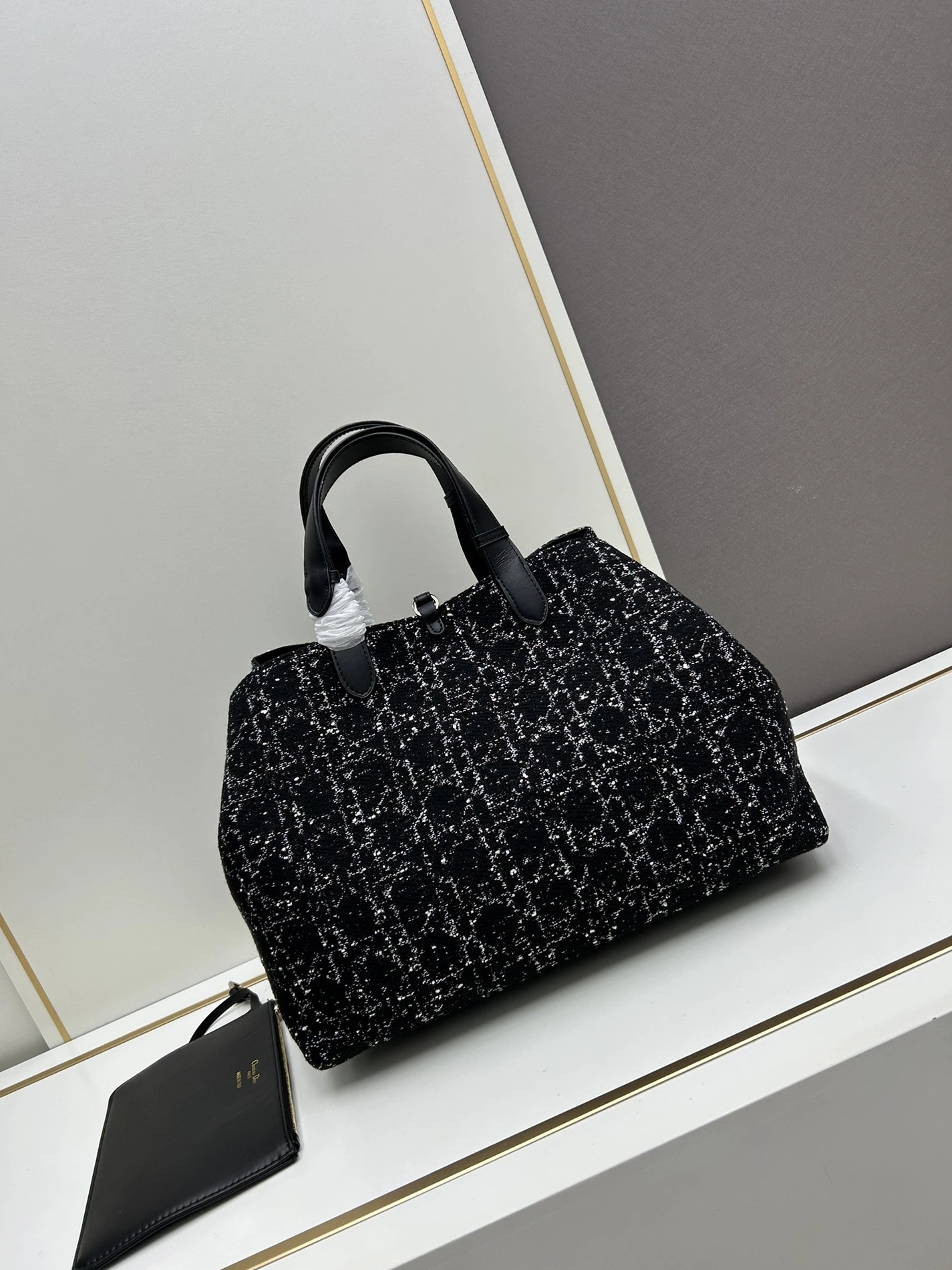 Christian Dior AAA Quality Handbags For Women Trendy 6905 - Image 3