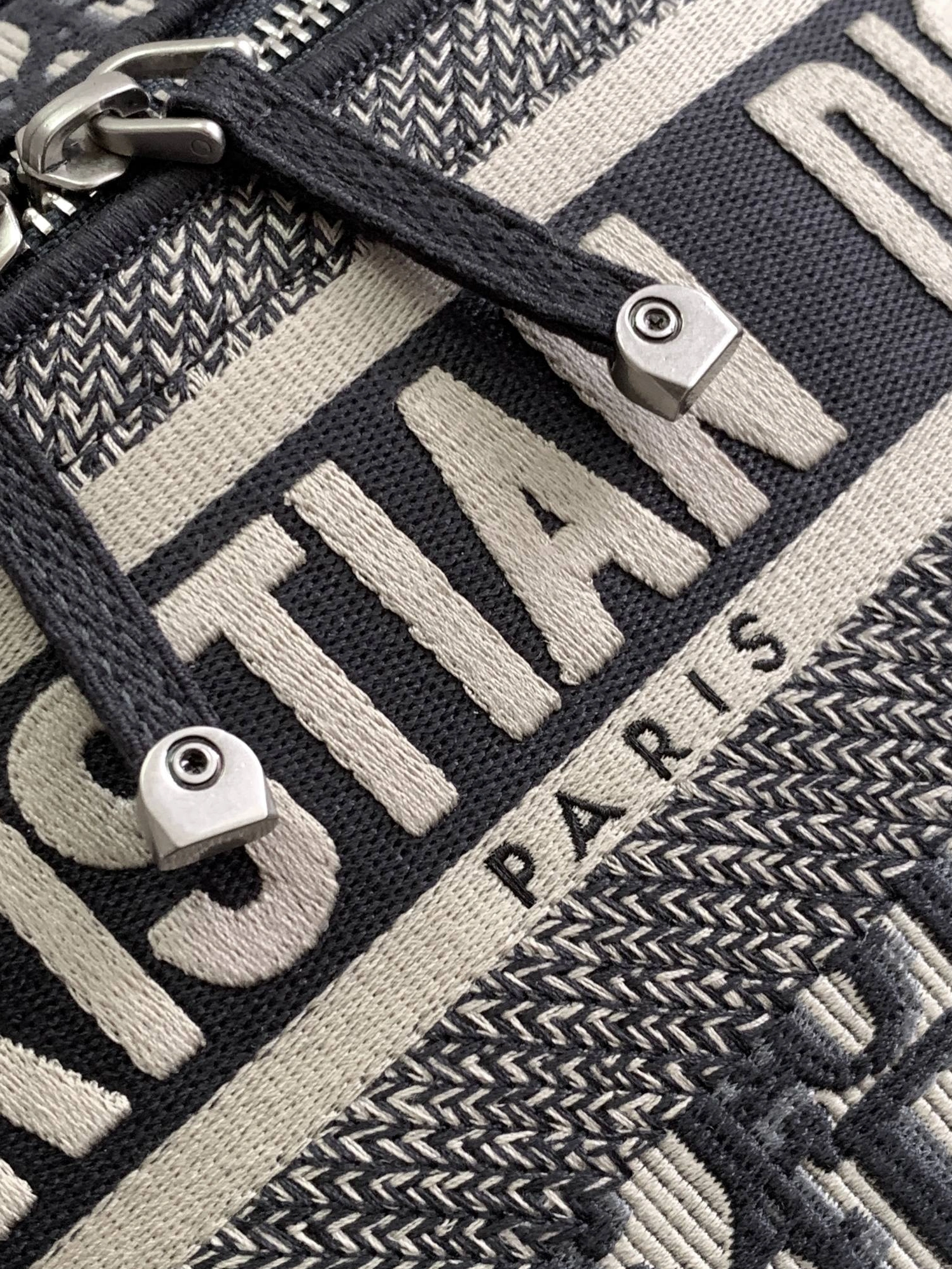 Christian Dior AAA Quality Handbags For Women Versatile 9030 - Image 5