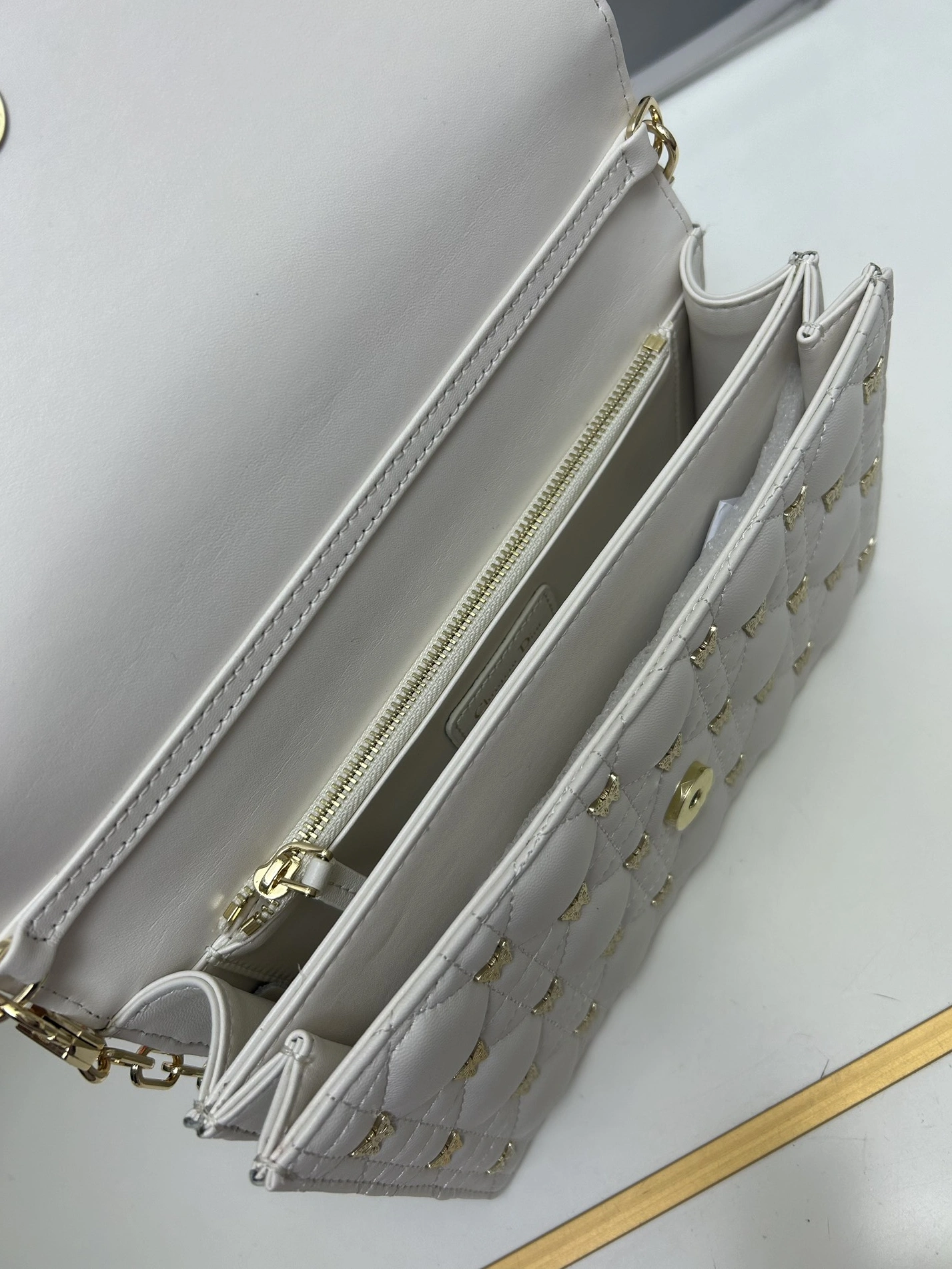 Christian Dior AAA Quality Messenger Bags For Women Practical 3966 - Image 8