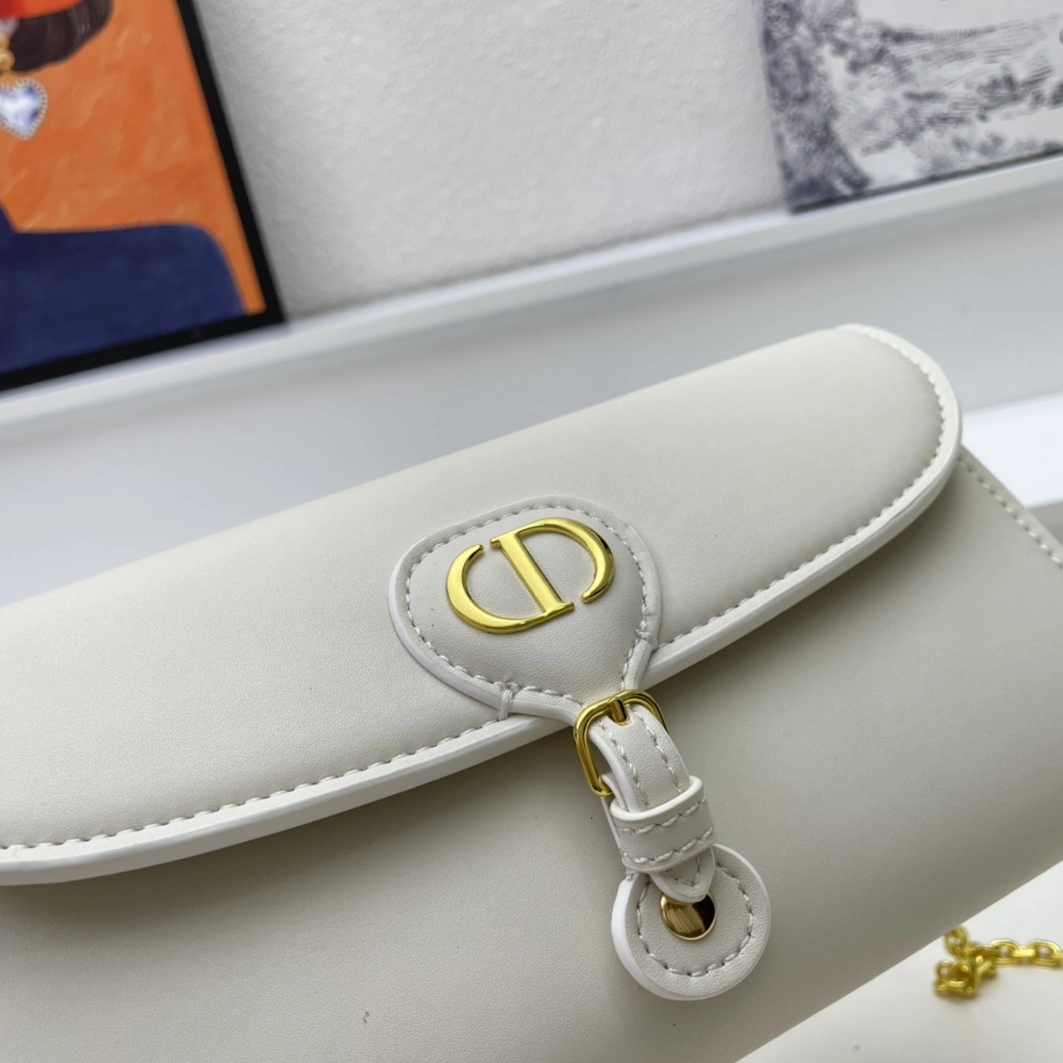 Christian Dior AAA Quality Messenger Bags For Women Versatile 2387 - Image 5